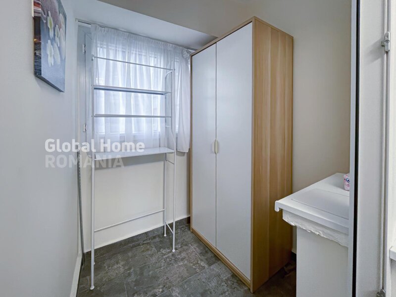 Piata Unirii- Blv Unirii Apartament 3 camere  Renovat- Mobilat- Utilat