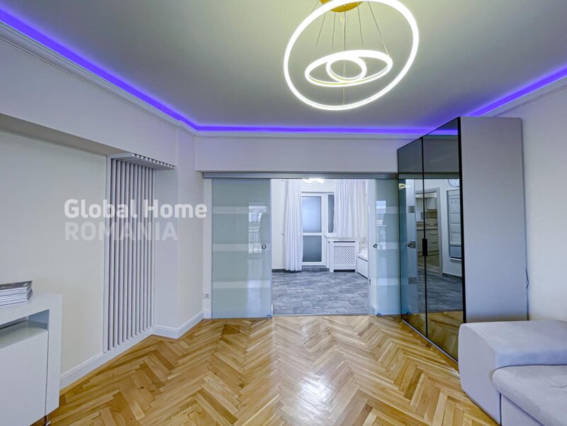 Piata Unirii- Blv Unirii Apartament 3 camere  Renovat- Mobilat- Utilat